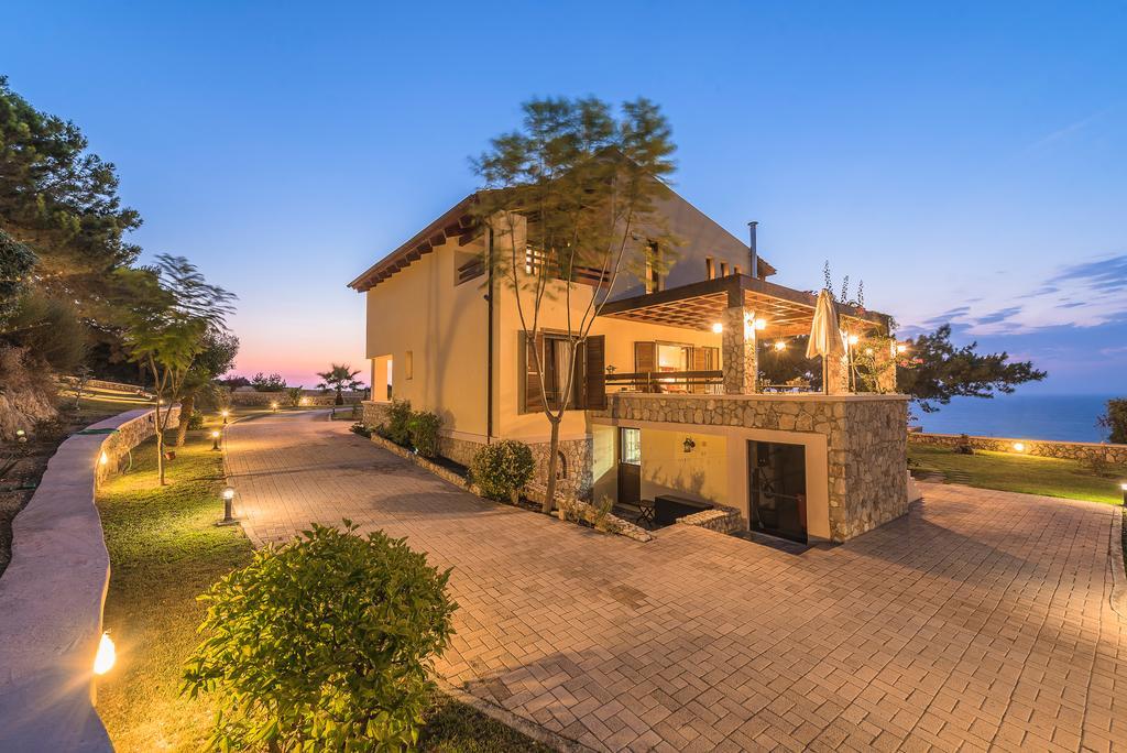 Villa Russelia Kalavárda Exterior foto