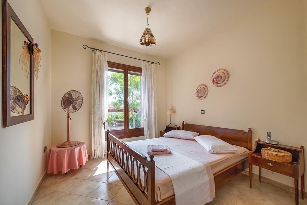 Villa Russelia Kalavárda Exterior foto