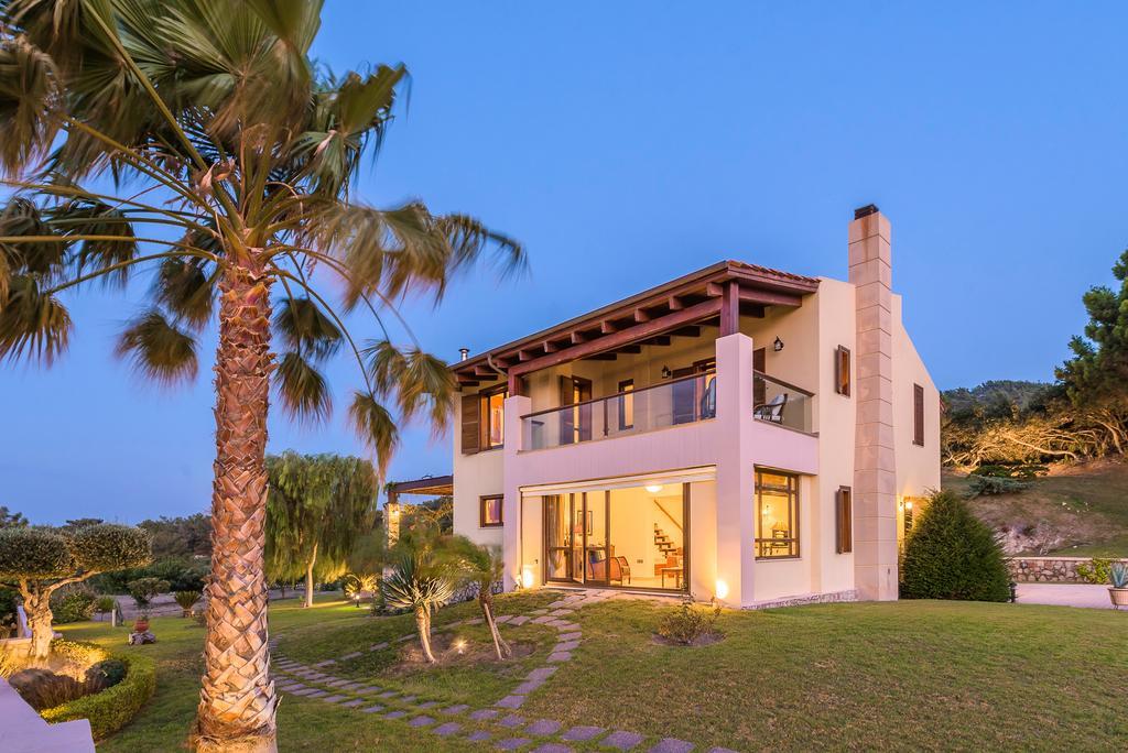 Villa Russelia Kalavárda Exterior foto