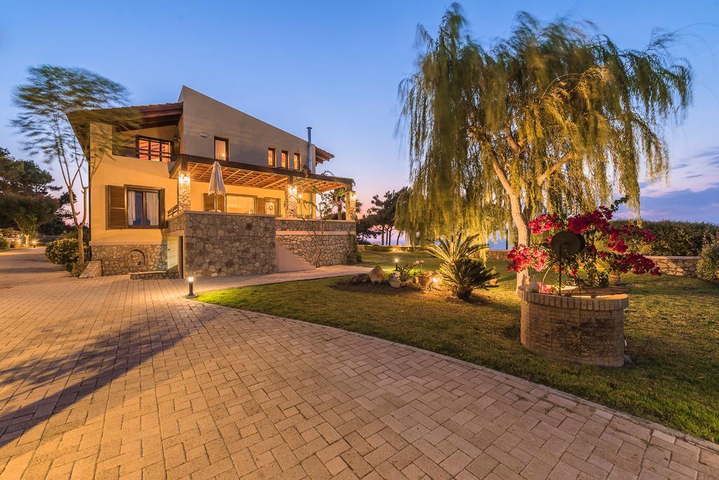 Villa Russelia Kalavárda Exterior foto