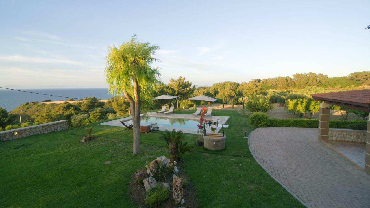 Villa Russelia Kalavárda Exterior foto